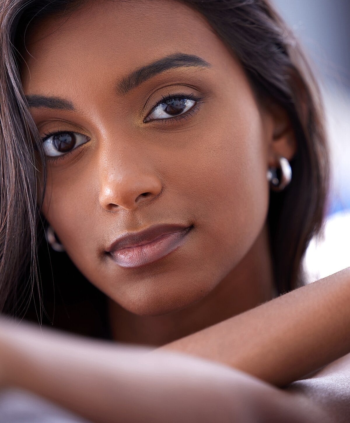 Close-up of a woman with beautiful features.