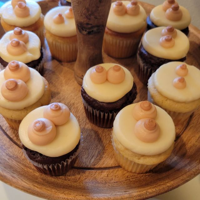 Plastic Surgery appropriate cupcakes for a farewell party! 

Thank you, Jodi, for all your dedication to our team.

We will miss you!