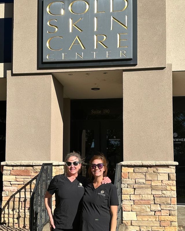 It is our top priority at #mountainwestplasticsurgery to stay up-to-date with the latest advancements in the industry. Our ultimate goal is to provide our patients with exceptional experiences and positive outcomes. This is why our team members, Kristy, PA-C and Tymber, RN, recently attended advanced clinical training in Nashville, specifically for the Sciton laser available at our clinic.

 #scitonlaser #medspa #alwayslearning #patientcare